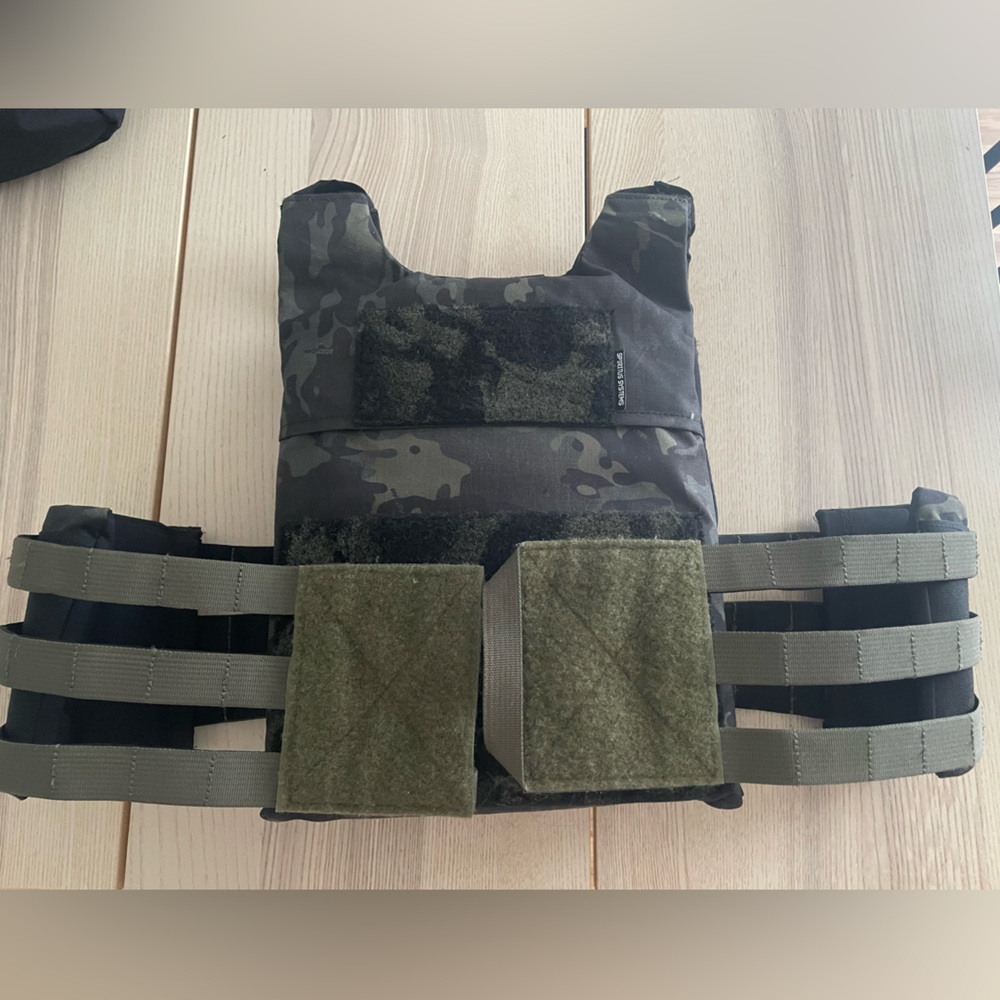 Spiritus systems plate carrier in BMC w/ lvl IV / 4 plates by GGG